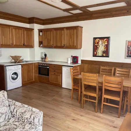 Pirin Golf & Two-bedroom Apartment *