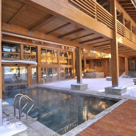 Pirin Golf & Two-bedroom Razlog