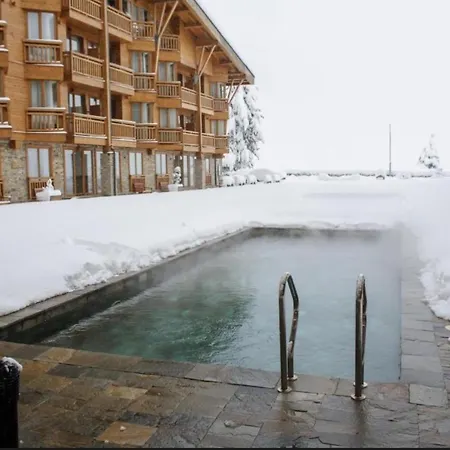 Pirin Golf & Two-bedroom Razlog