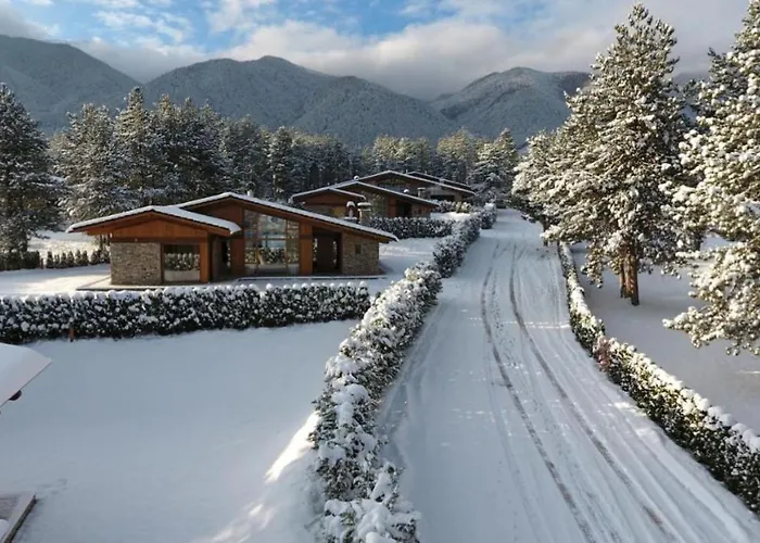 Pirin Golf & Two-bedroom Razlog