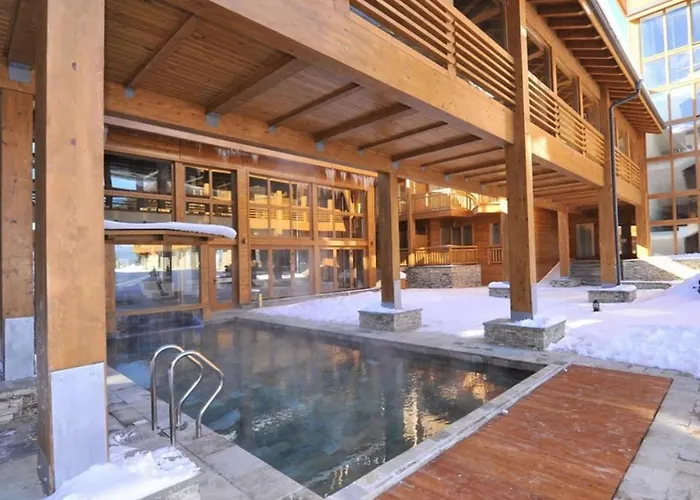 Pirin Golf & Two-bedroom Razlog