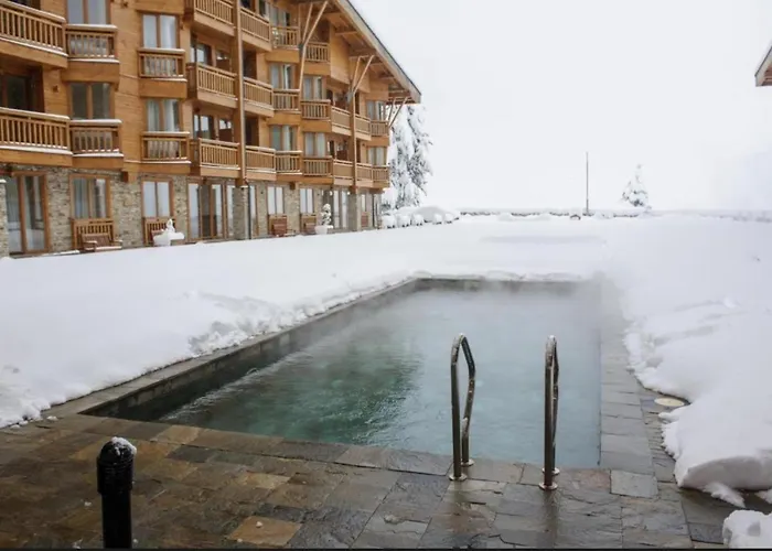 Pirin Golf & Two-bedroom Razlog